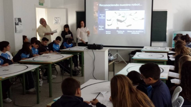 clases de robotica.jpg